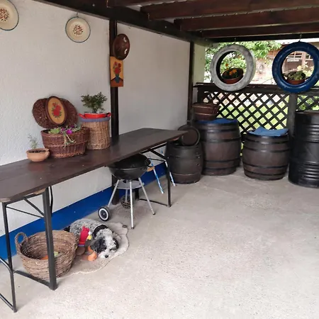 Kek Vandor Vendeghaz 招待所 *