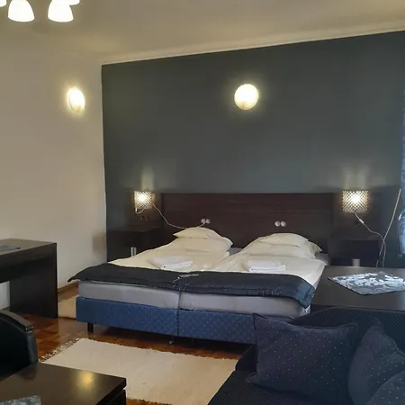 招待所 Kek Vandor Vendeghaz *