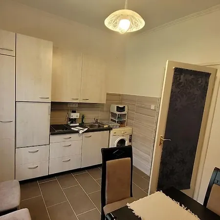 Kek Vandor Vendeghaz