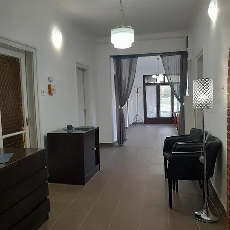 Kek Vandor Vendeghaz *