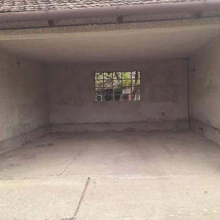 Kek Vandor Vendeghaz *