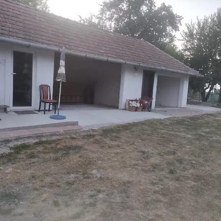Kék Vándor Maison d'hôtes *